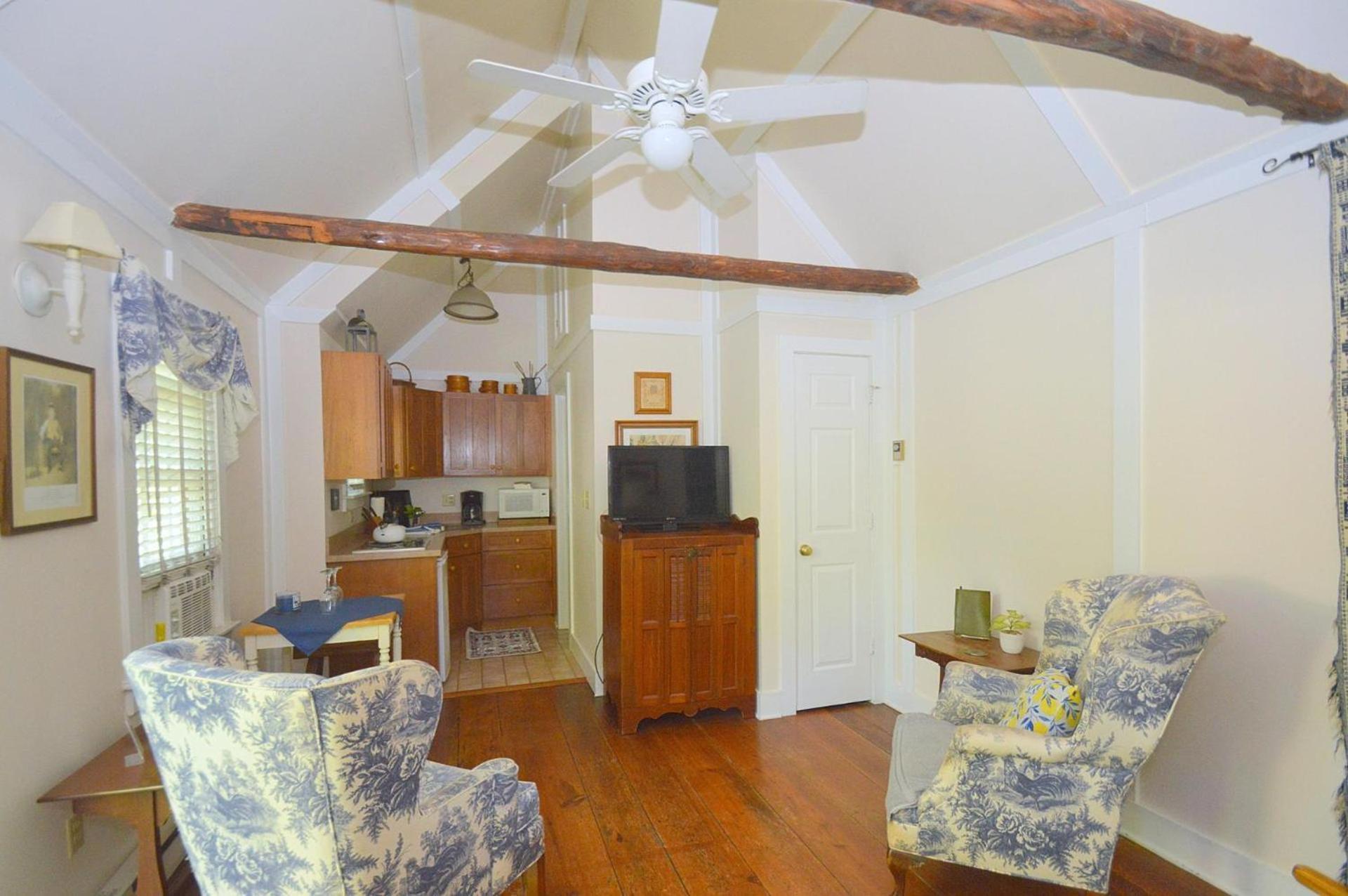 Bathkeepers Cottage Berkeley Springs Bagian luar foto